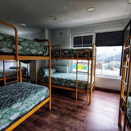 Albergue De Santullan 乌迪亚莱斯堡 外观 照片